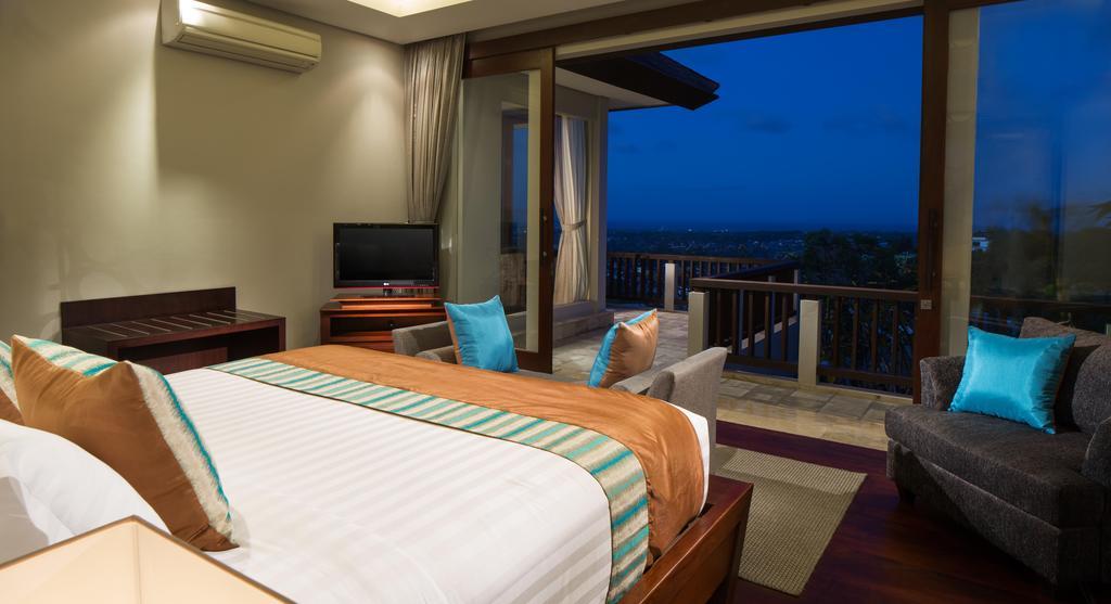Sun Island Suite & Spa Goa Gong Kuta  Room photo