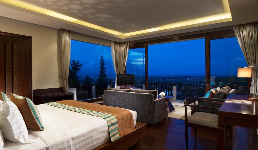 Sun Island Suite & Spa Goa Gong Kuta  Room photo